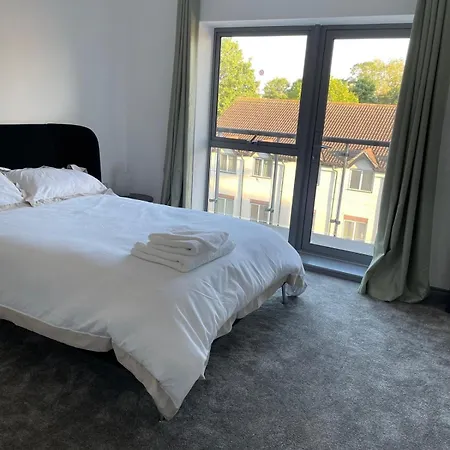 Long Letting - Luxurious 3 Bedroom Penthouse In City Centre - Parking Included! Chelmsford Exterior photo